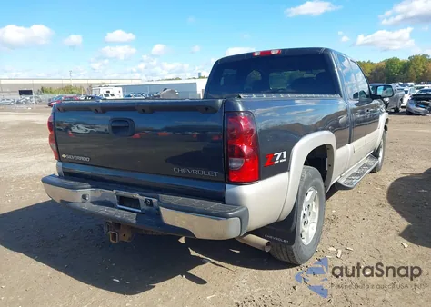 2005 Chevrolet Silverado 1500 Z71 из США, поврежденный, VIN 1GCEK19ZX5Z182011